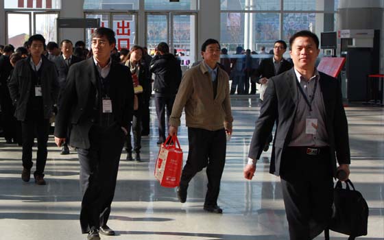 安邦集團(tuán)參加中國（北京）國際供熱通風(fēng)空調(diào)、衛(wèi)生潔具及城建設(shè)備與技術(shù)展會現(xiàn)場(圖2)