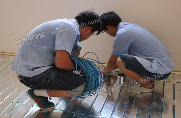 揚(yáng)州萬(wàn)鴻城市花園電地暖案例（發(fā)熱電纜）